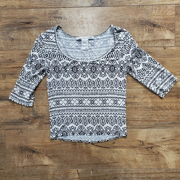 AMERICAN RAG Crop Tee Boho Print - Picture 1 of 3